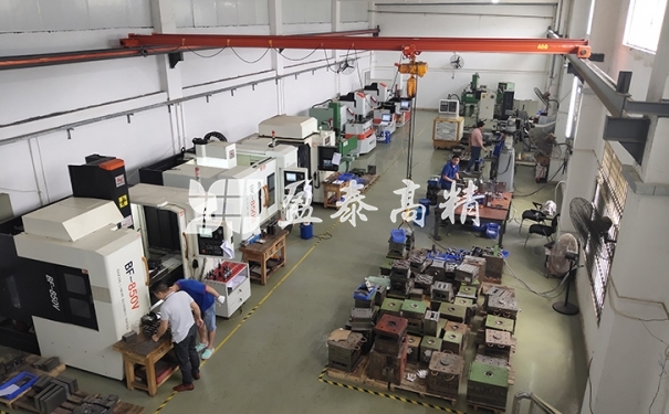 液态硅胶模具厂商，生产液态硅胶模具工厂介绍液体硅胶成型模具加工是如何做到精度控制的！